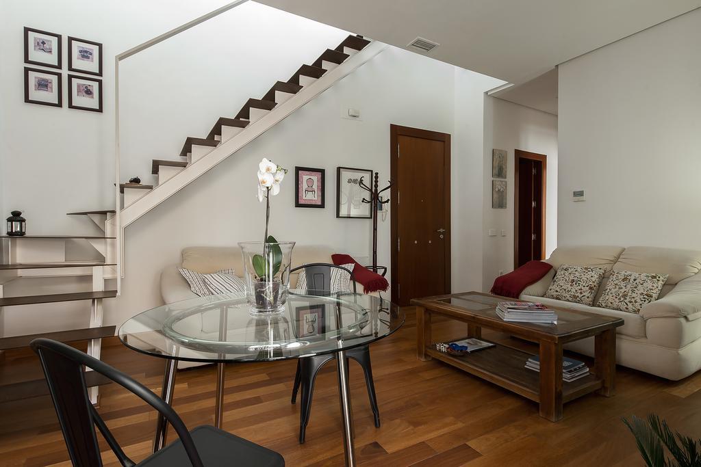 Veoapartment Corral Del Rey 1 เซบีญา ภายนอก รูปภาพ